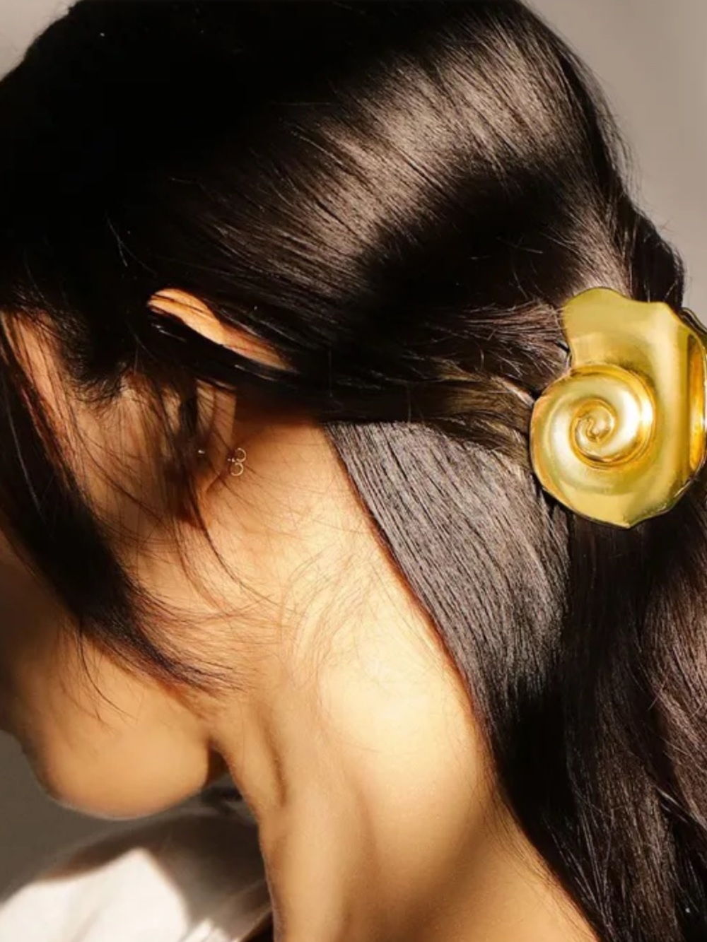 Swirl Shell Gold Hair Claw Clip